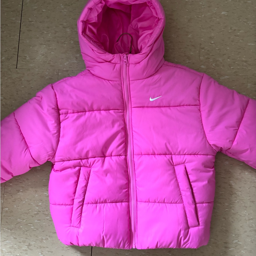 Nike women’s xs pink Puffer Jacket
